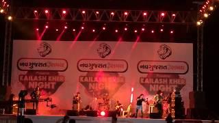 Sanu Ek Pal Chain Na Aave LIVE Kailsh Kher at Ahmedabad