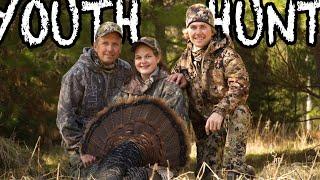 2021 Wisconsin Youth Turkey Season! - She MISSED 2 TIMES!