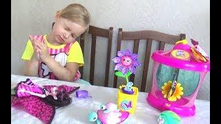 Алиса показывает новые игрушки для детей !