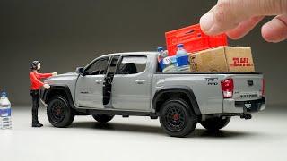 Unboxing of Toyota Tacoma TRD PRO Pickup 1:27 Scale Diecast Model Car