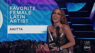 Anitta Accepts the 2022 AMA for Favorite Female Latin Artist - The American Music Awards