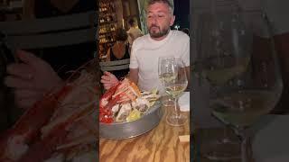 ASSAGGIO il GAMBERO ROSSO al MERCATO DEL PORTO in SICILIA #shorts