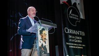 Arturo Pérez Reverte y Juan Eslava Galán en las Jornadas Cervantinas