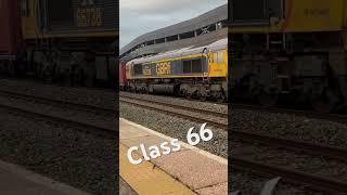 Class 66 leaving Banbury after waiting for a CrossCountry service to pass it.