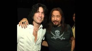 KISS Ace Frehley Talks Punching Tommy Thayer 12.23.2000