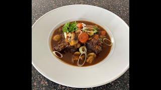 OVERNIGHT BEEF BOURGUIGNON IN JIPA JUMP