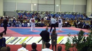 Luca Calzolari vs Cristina Clementi - semifinale cat.-74 Kg- Campionati Italiani di Taekwondo 2012
