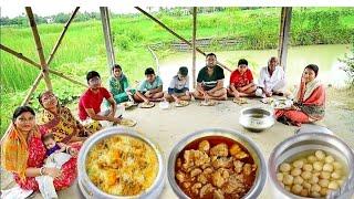 popi kitchen eating MUTTON BIRIYANI, chicken kosha ROSOGOLLA