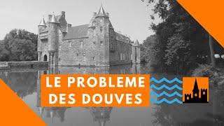 Des douves autour de tous les châteaux forts ?