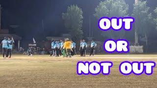 Zeeshan Ashraf - Team Knight Riders stunned by Umpire decision || Out or not out