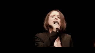 Анна Вайвод "Damn your eyes"