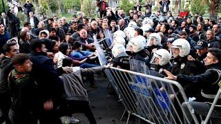 XELFETÎ DİRENİŞTE: ABDULLAH ÖCALAN'IN İLÇESİ TESLİM OLMAYACAK