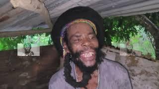 PEANUT DREAD...AFTER MI HELP THE MAN, THE MAN COME BACK AND TEK MI THINGS!! 