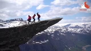 Trolltunga "performing" Sweedish midsummernight dance.