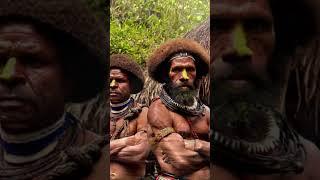 История глазами папуасов #папуасы #карго #этнография #наукаpro #shorts