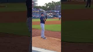 Kyle Bird Warming up AA.mp4