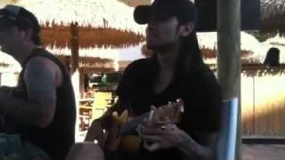 Ashley Purdy ukulele lesson in Hawaii.. Smash!