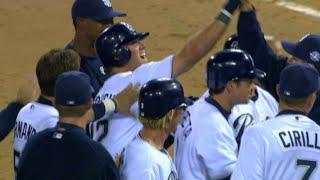 Burroughs hits walk-off single in Petco Park opener