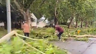 tornado hits Iowa Des Moines | Tornado aftermath damage