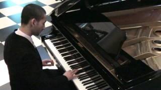 Pianist Messia Garabedian - Improvisation - I Will Survive 2009