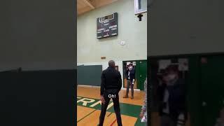 Obama ! He shoots,He scores !