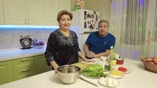 САЛАТ с КРАБОВЫМИ ПАЛОЧКАМИ! ВКУСНОПРОСТО ‼Видео долгое и нудноеСлабонервным не смотреть‼