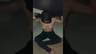 CEWEK JILBAB BUKA BAJU
