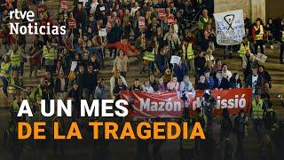 MILES de PERSONAS VUELVEN a SALIR a las CALLES de VALENCIA para PEDIR la DIMISIÓN de MAZÓN | RTVE