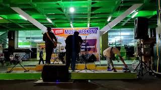 Izam LittleBirds Ft People Undercover - Teman Hidup (Musik Weekend)