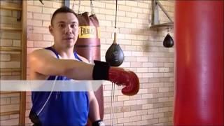 Learning to Box with a professional boxer Kostya Tszyu ( Boxen Lernvideo mit Trainings)