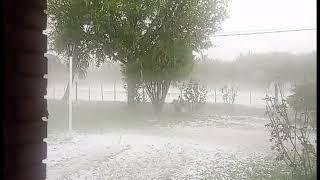 Cae granizo en Mendoza