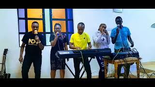 Yesu eeh Nakupenda cover by sam tosh the pianist and the band