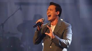 ERIK SANTOS performed Don’t Go/Hanggang Dito Na Lang At Roque “Rox” Santos 15thAnniversary Concert