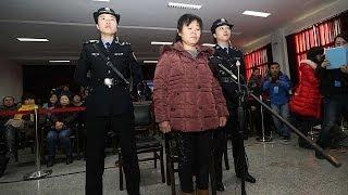 Китай: акушер приговорена к смертной казни за торговлю детьми