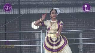 Mohiniattam by Ranjitha Chowalloor