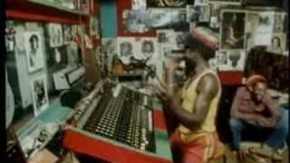 Scratch Perry-The Heptones-Play on Mr Music