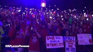 ZonaZoo Cell Phone Light Show During Arizona Intro Video