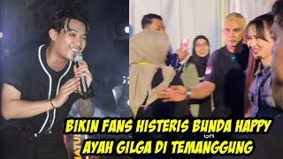 Konser Bunda Happy Ayh Gilga Temanggung Bikin Fans Rebutan Foto