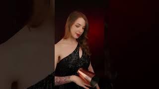 Lost in the rhythm, with a hint of rose — sometimes, that’s all you need 