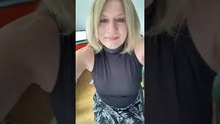 65 year old mature Crossdresser in Homeoffice, she her thats me