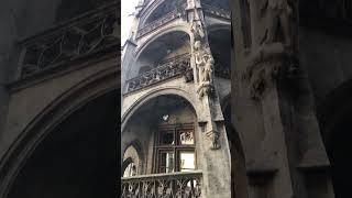 Discovering Munich’s Neo-Gothic Marvel: The New Town Hall at Marienplatz