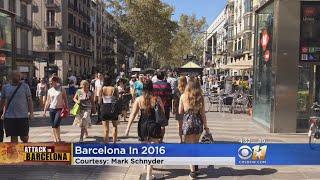 Tourist View Of Las Ramblas On Normal Day