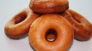 doughnuts/donuts recipe/how to make doughnuts -- Cooking A Dream