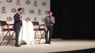 Actor Robin Lord Taylor Did His Penguin Walk For #WizardWorld St. Louis Fans