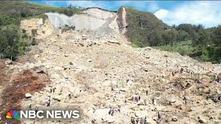 Threat of more landslides in Papua New Guinea loom as recovery mission continues