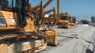 KOMATSU DOZER WITH TOPCON LASER DEMONSTRATION