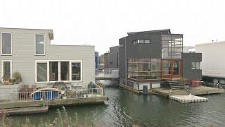 The Netherlands is building houses that float on water