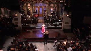 SNL BTS S50 E3: Ariana Grande - SNL Fanatic