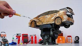 Washing Dirty  Miniature Toyota Prius - Diecast Model Car Wash