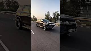 elvish yadav fortuner legender with alloy  